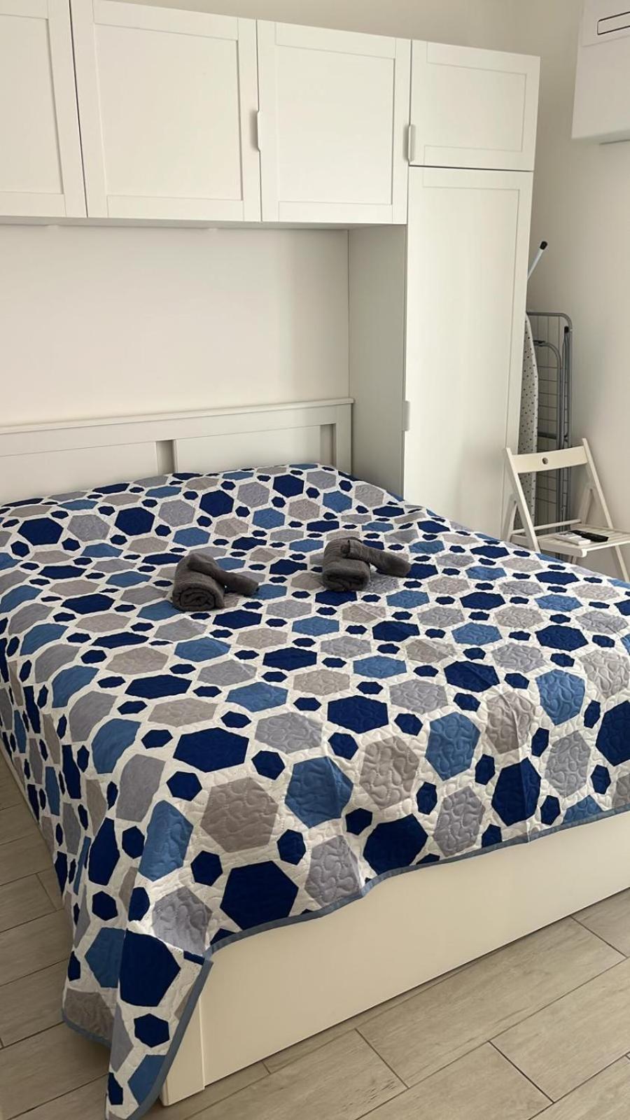 Lamberti Beach Apartment - 150 M From The Sea - Just Renewed - Wifi سافونا المظهر الخارجي الصورة